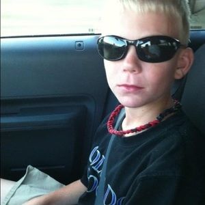 Meet your Posher, Eric